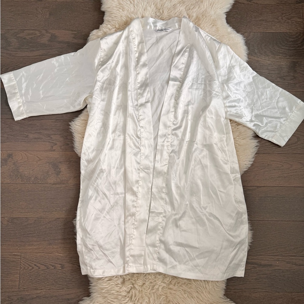 PRETTY ROBES Ivory Satin Bride Robe - Picture 3 of 6